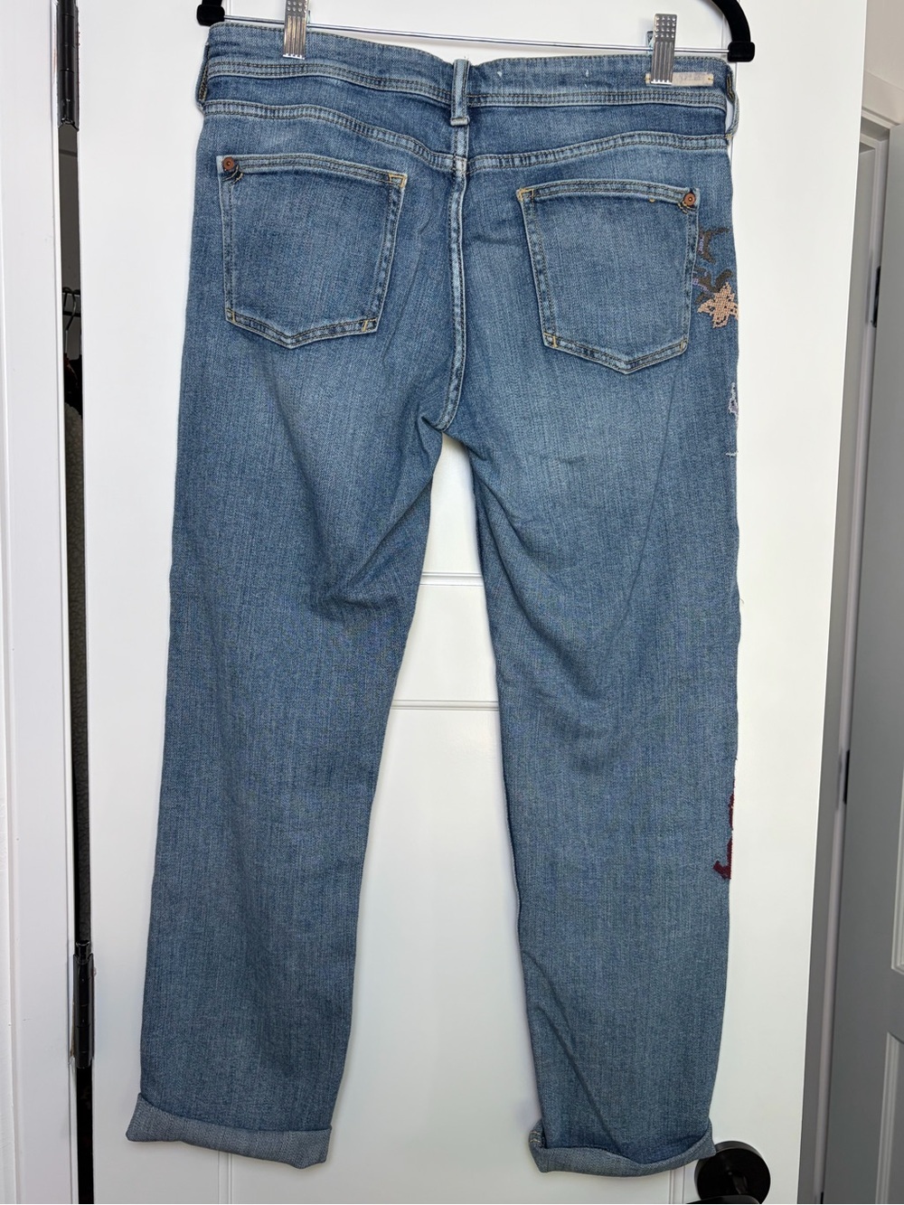 Anthropologie Pilcro Mid-rise Slim Embroidered Boyfriend Jeans (28) - Picture 7 of 8